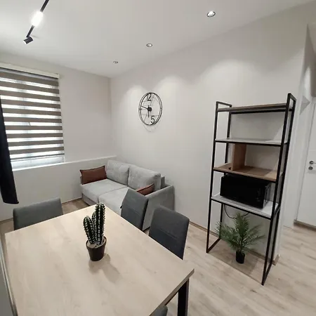 Appartement Goat Tirana